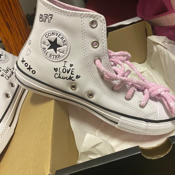 Special addition converse - Picture 3 of 4